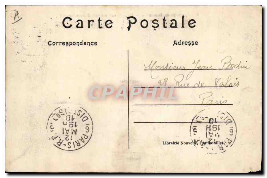 Équipage de Bonnelles — Illallali sur un toit à Gambaiseuil — Librairie Nouvelle, Rambouillet — Reverso