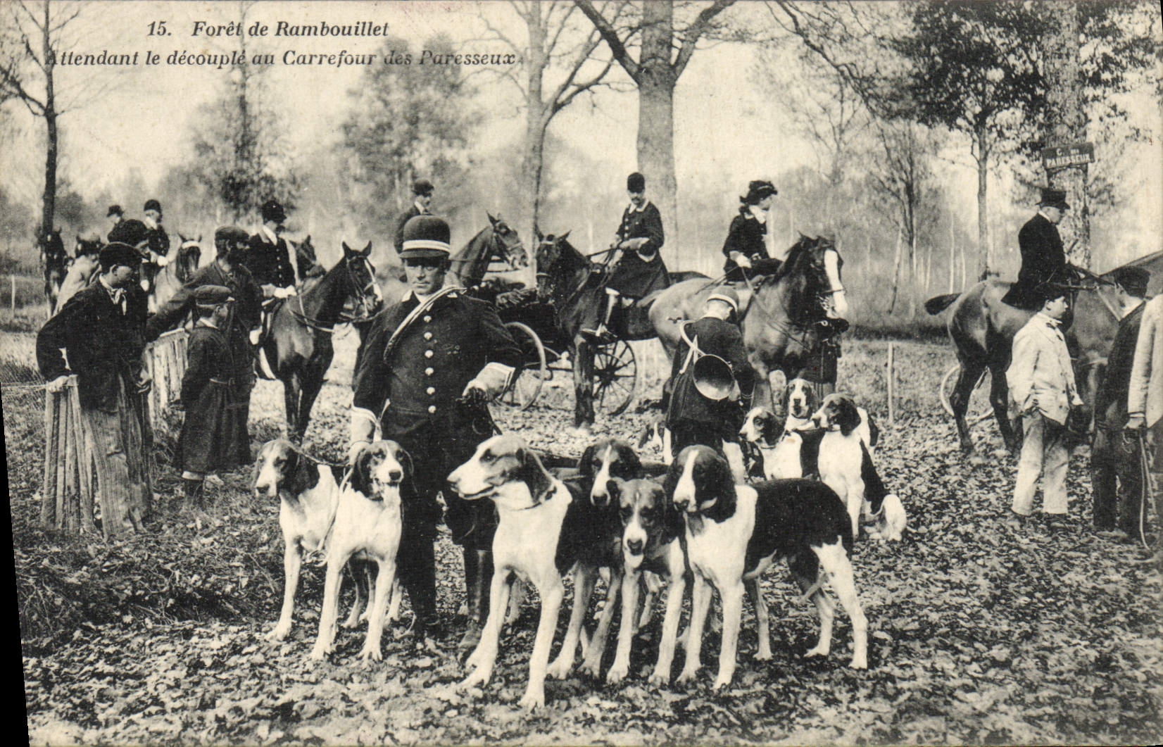 Forêt de Rambouillet — Attendant le découpé au Carrefour des Paresseux — A. Lourdié, in-p. édit. Versailles