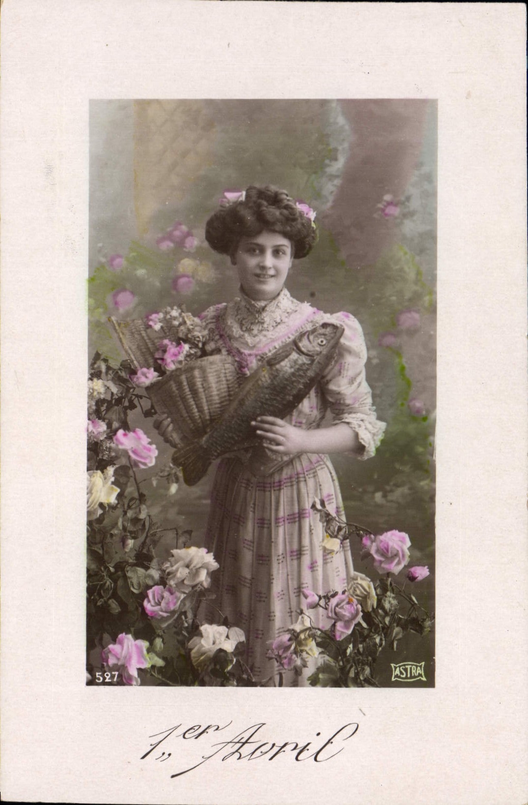 CPA Fantaisie Poisson 1er Avril Femme 