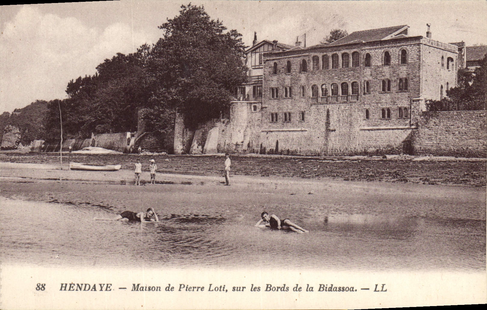 CPA Pierre Loti Maison sur les bords de la Bidassoa 