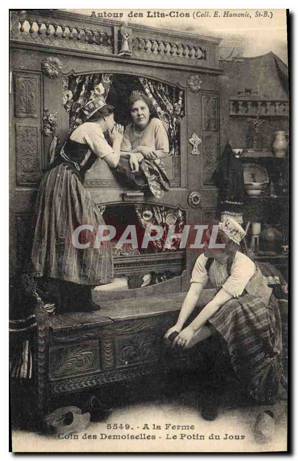 CPA Folklore Lits Clos Coin des Demoiselles Le potin du jour 