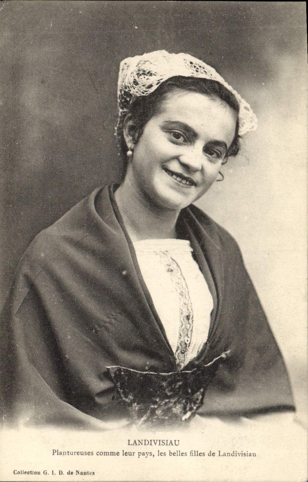 CPA Folklore Landivisiau 