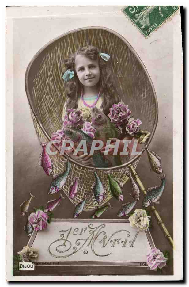 CPA Fantaisie Paques Poisson Enfant 