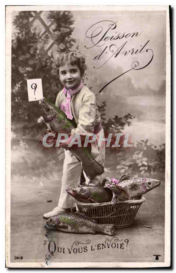 CPA Fantaisie Paques Poisson Enfant 