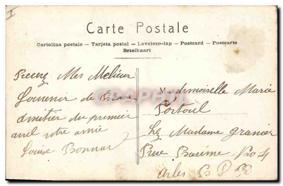 CPA Fantaisie Paques Poisson Femme  — Rückseite