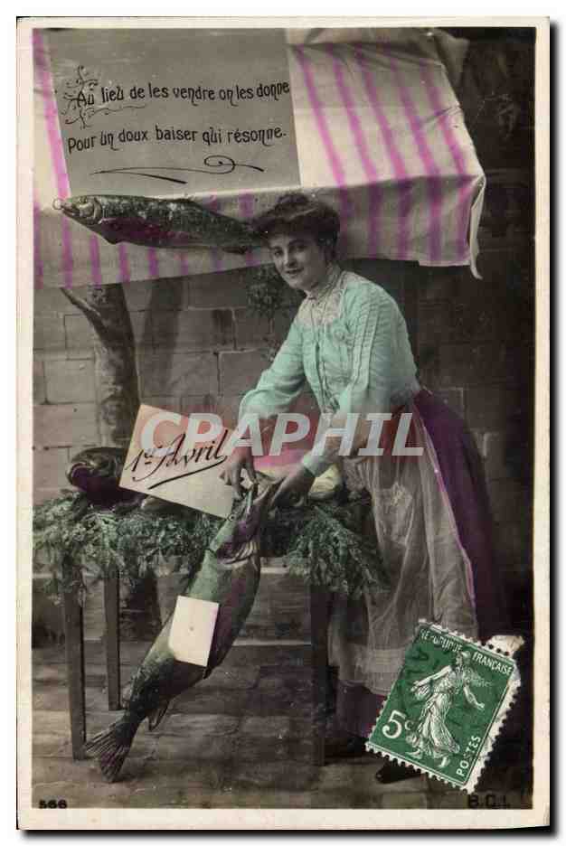 CPA Fantaisie Paques Poisson Femme 