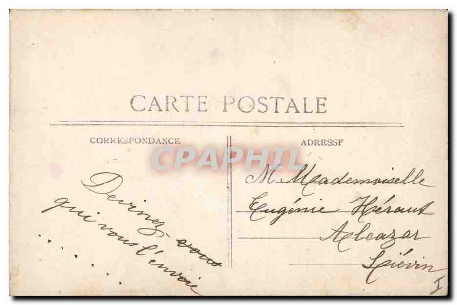 CPA Fantaisie Paques Poisson Femme  — Rückseite