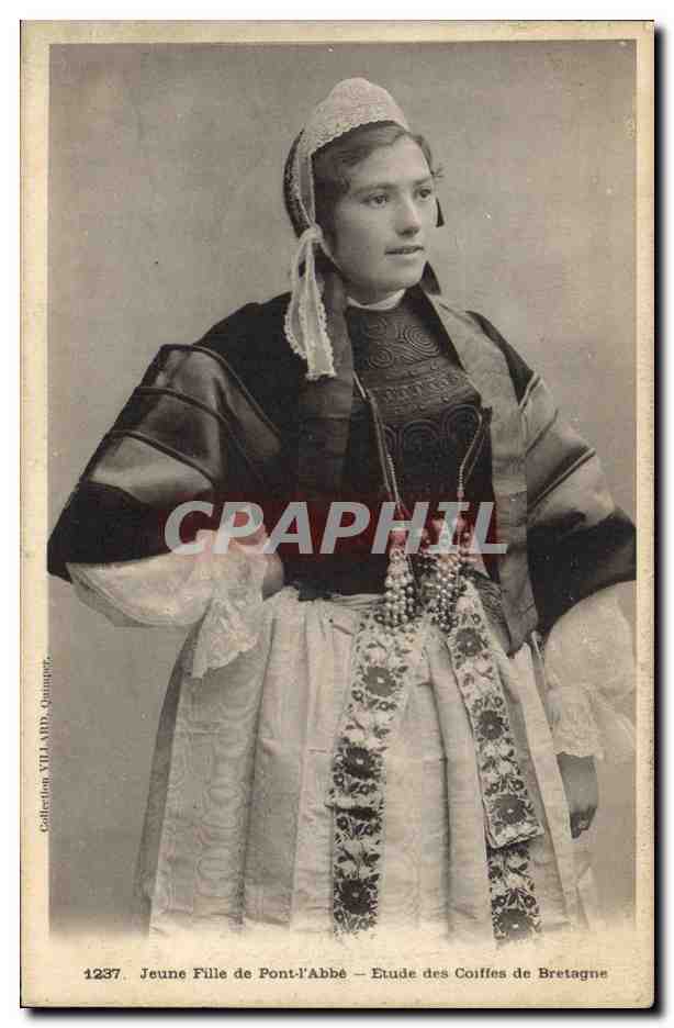CPA Folklore Jeune fille de Pont L'Abbe 