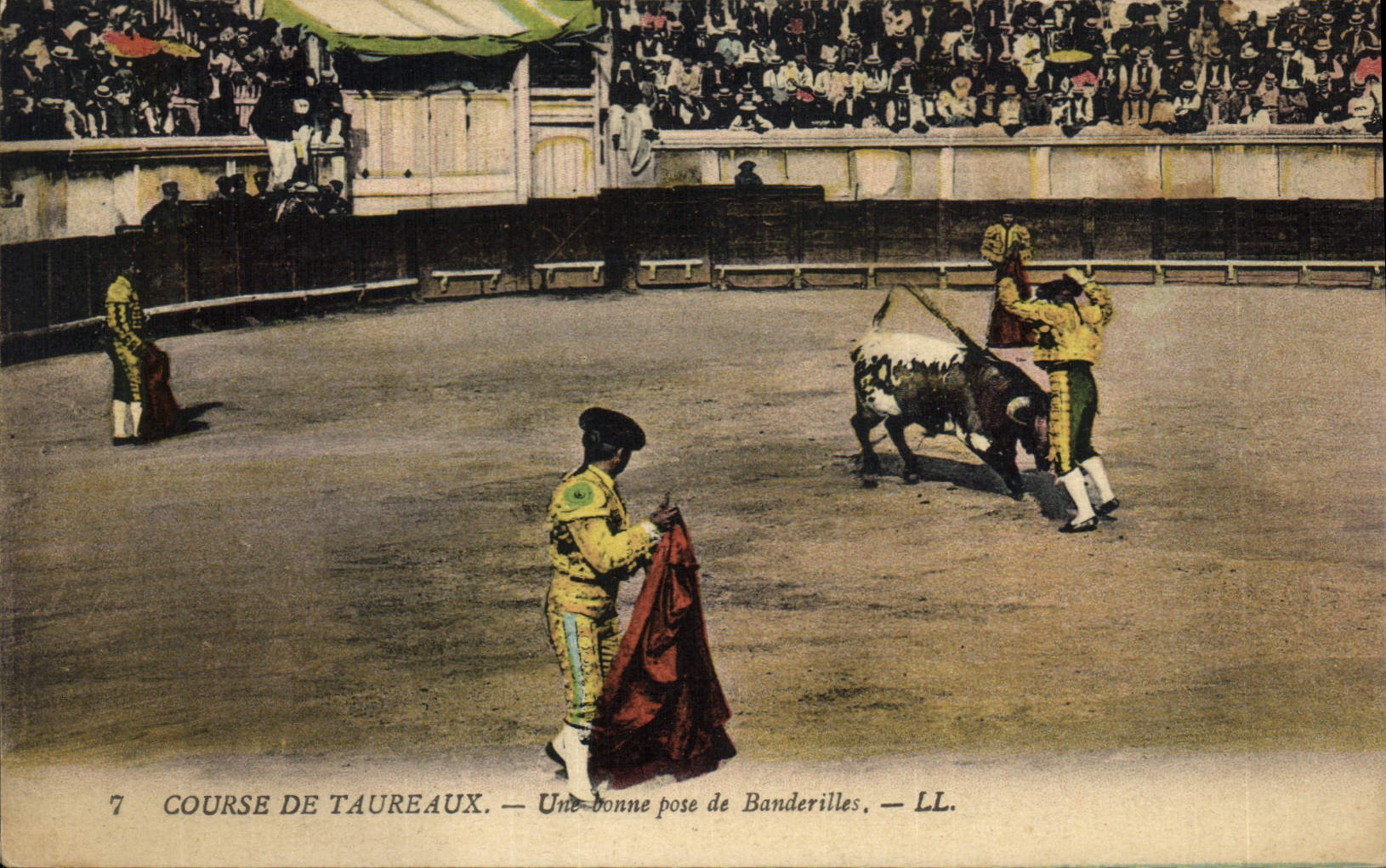 Course de taureaux — Une bonne pose de banderilles — LL. — N°7