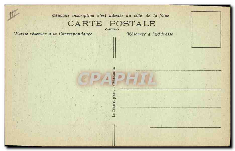 CPA Folklore Plougastel Daoulas Costume des femmes  — Verso
