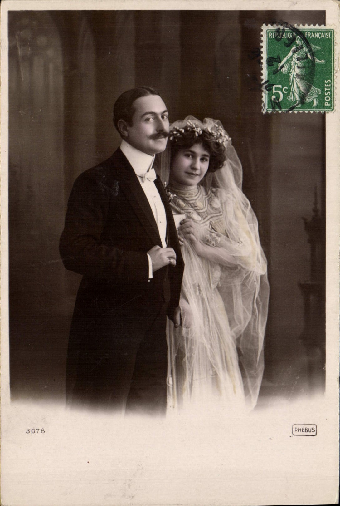 CPA Fantaisie Femme Mariage 