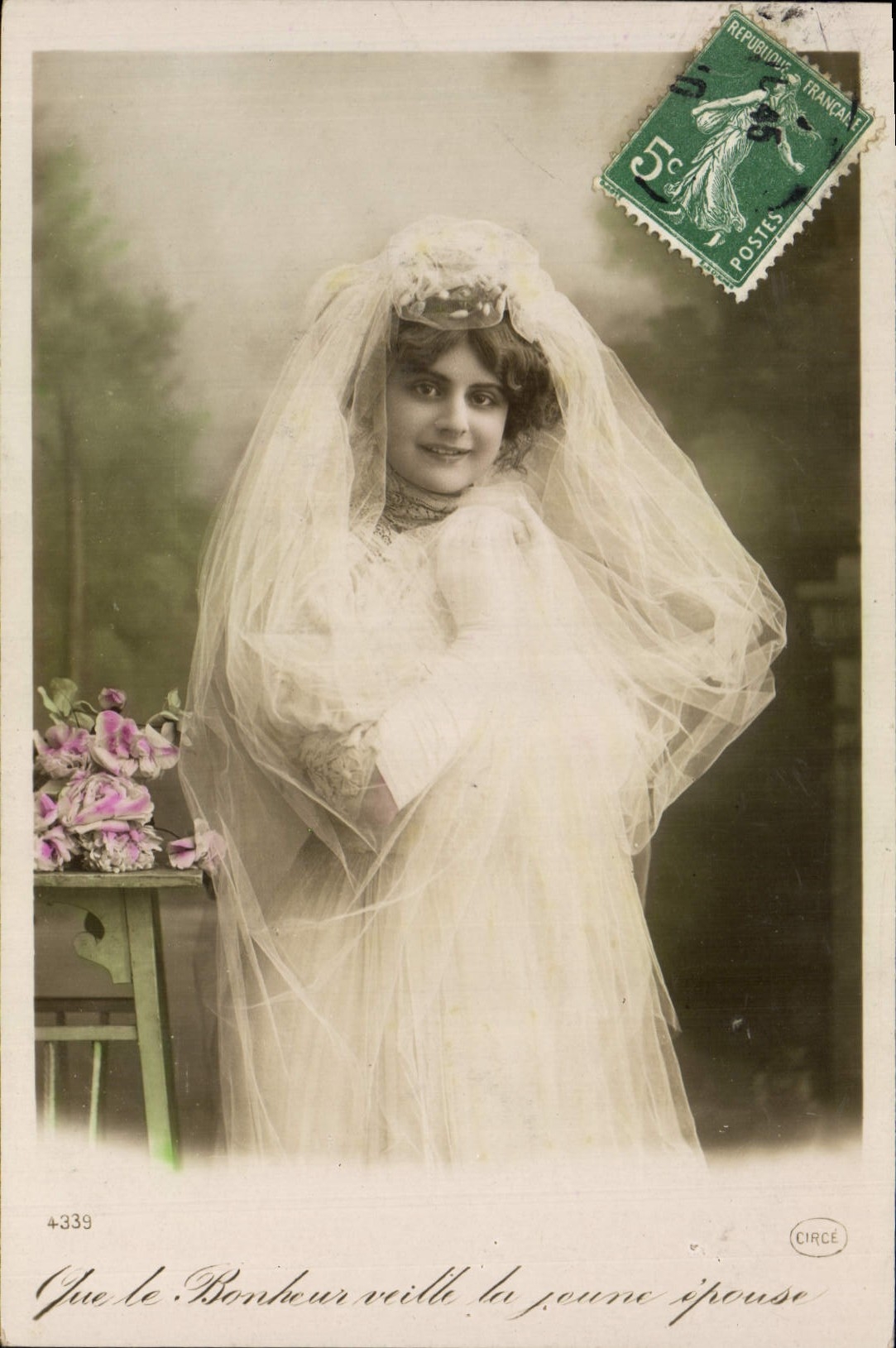 CPA Fantaisie Femme Mariage 
