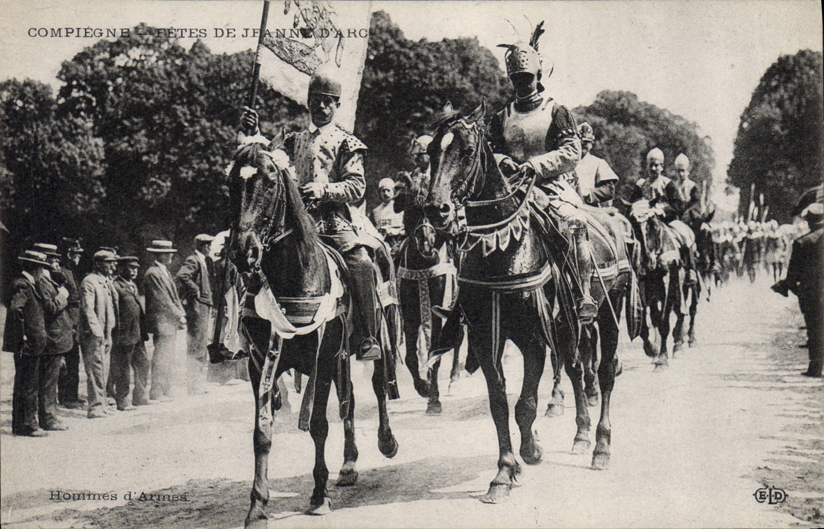 Compiègne — Fêtes de Jeanne d'Arc — Hommes d'Armes