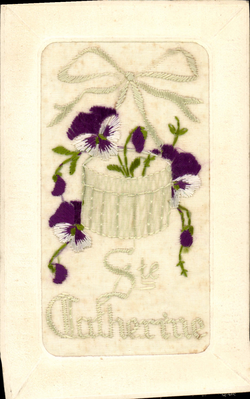 Sainte Catherine — carte postale brodée — éditeur inconnu
