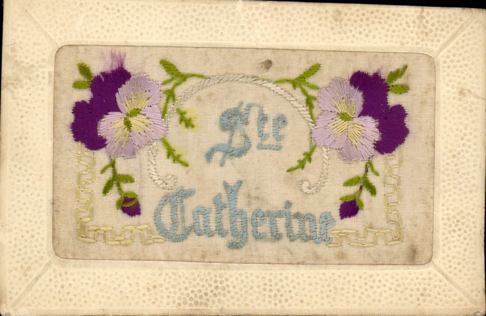 Sainte Catherine — carte postale brodée — éditeur CPAPHIL