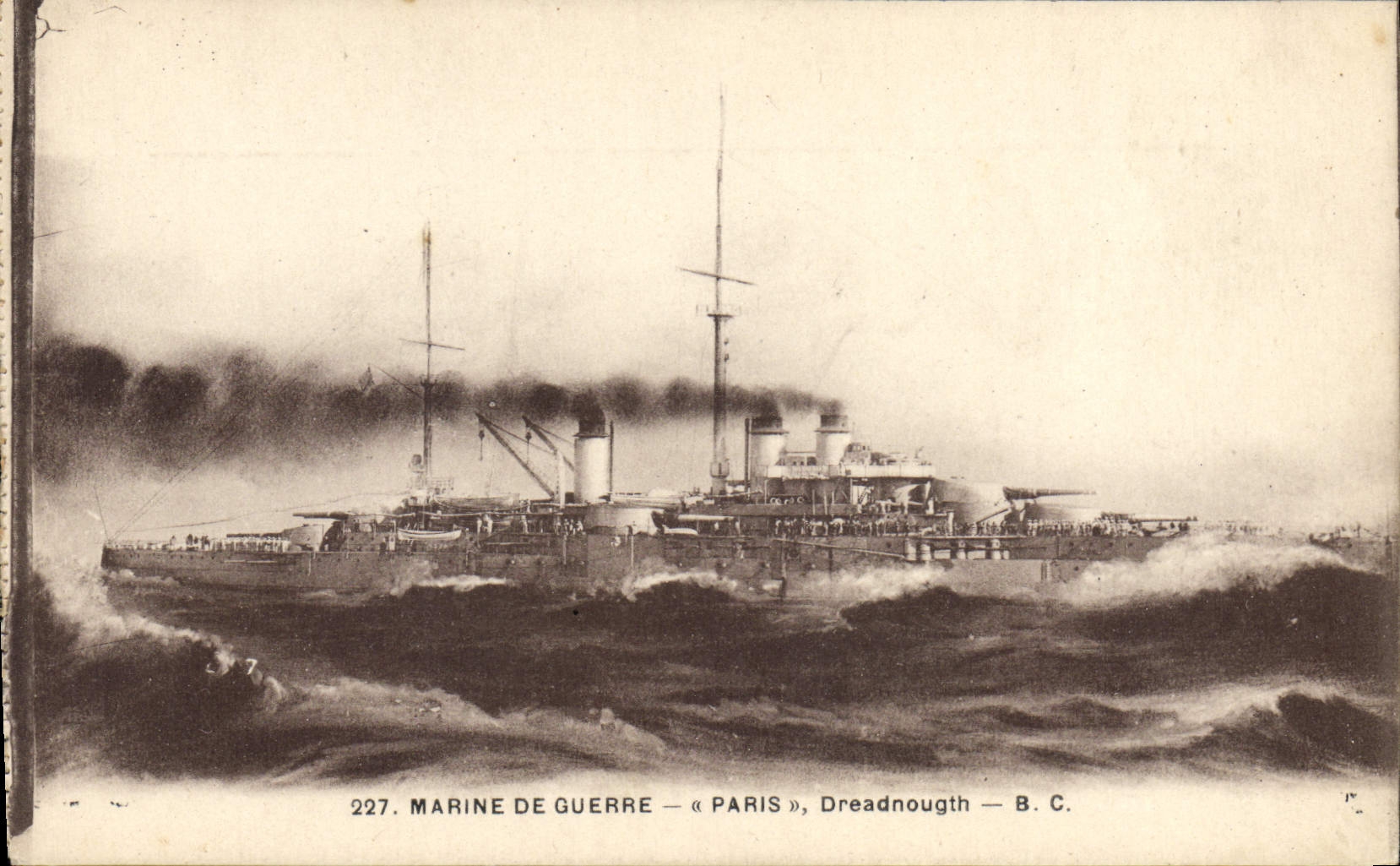 CPA Bateau Guerre Paris Dreadnougth 