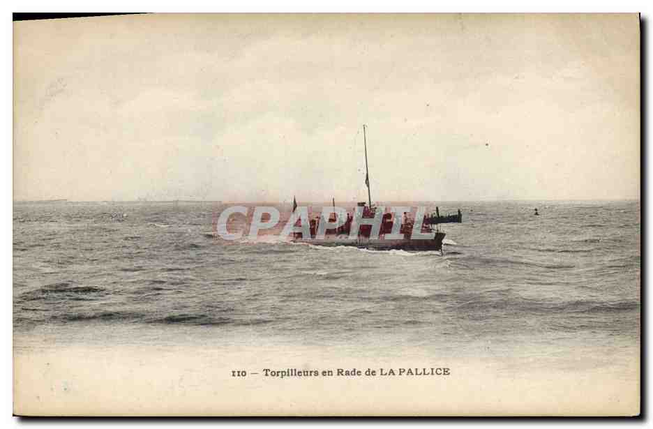 Torpilleurs en Rade de LA PALLICE — n° 110 — éditeur CPAPHIL