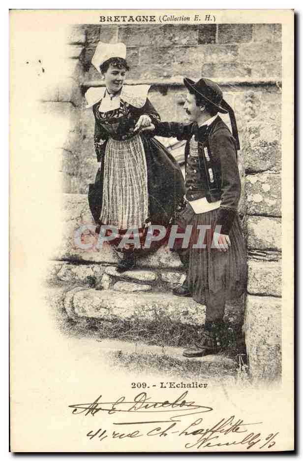 CPA Folklore Bretagne L'Echalier 