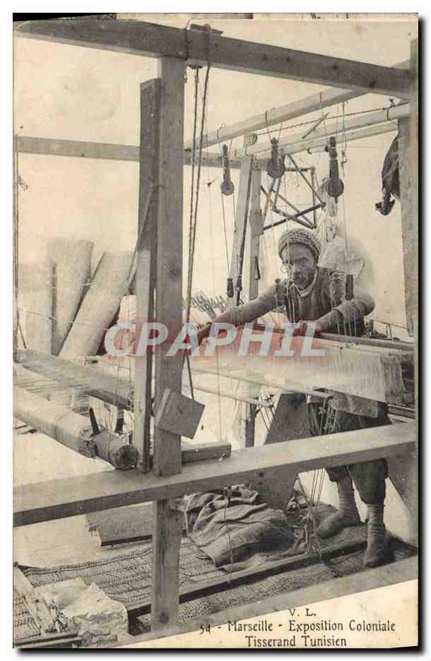 CPA Marseille Exposition coloniale Tisserand Tunisien 