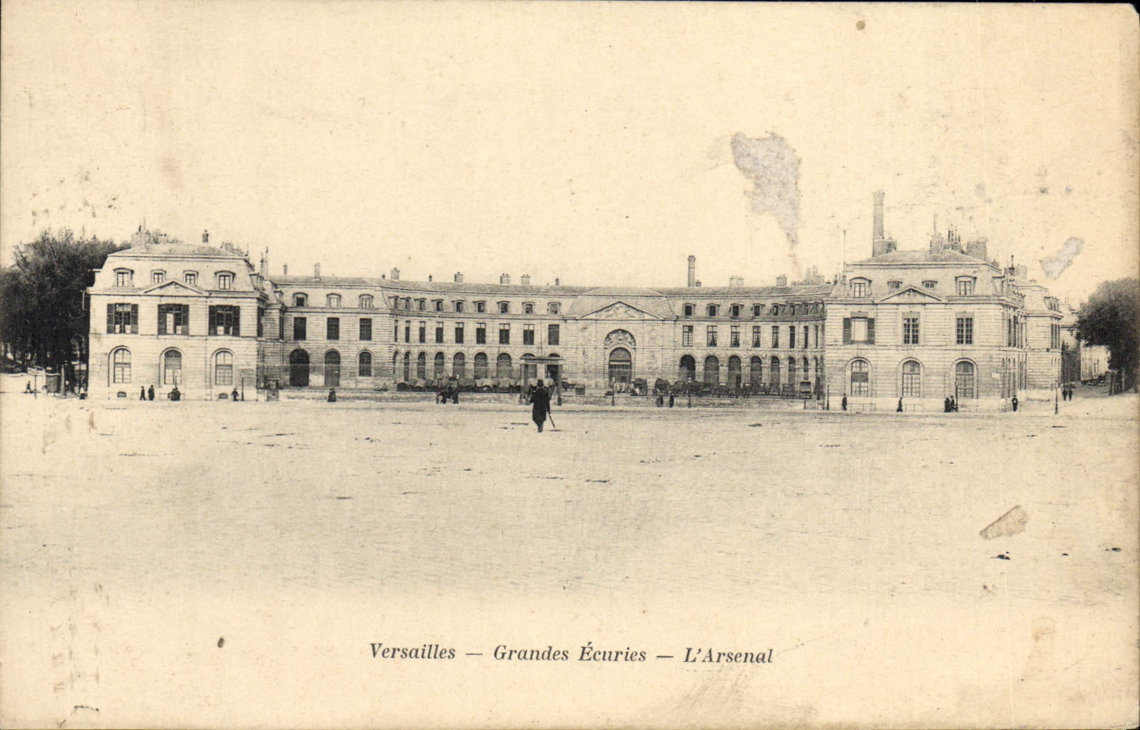 CPA Cheval Chevaux Hippisme Versailles Grandes Ecuries L'arsenal