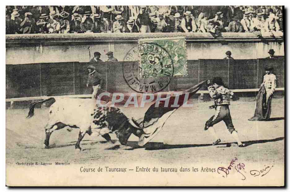 Course de Taureaux — Entrée du taureau dans les Arènes — Phototype E. Lagour, Marseille
