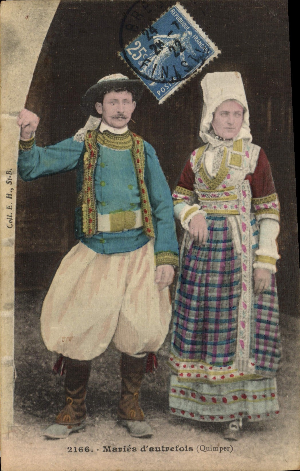 CPA Folklore Maries d'autrefois Quimper Mariage