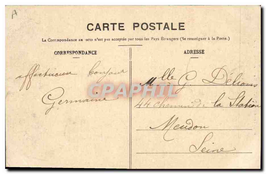 CPA Folklore Femme de Pont Aven en costume de fete  — Verso