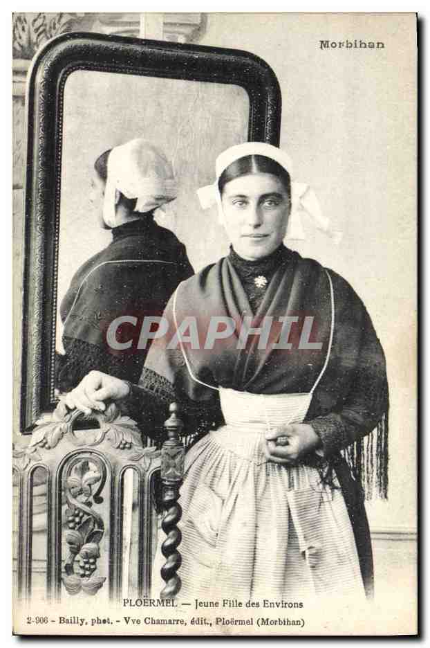 CPA Folklore Ploermel Jeune fille des environs 
