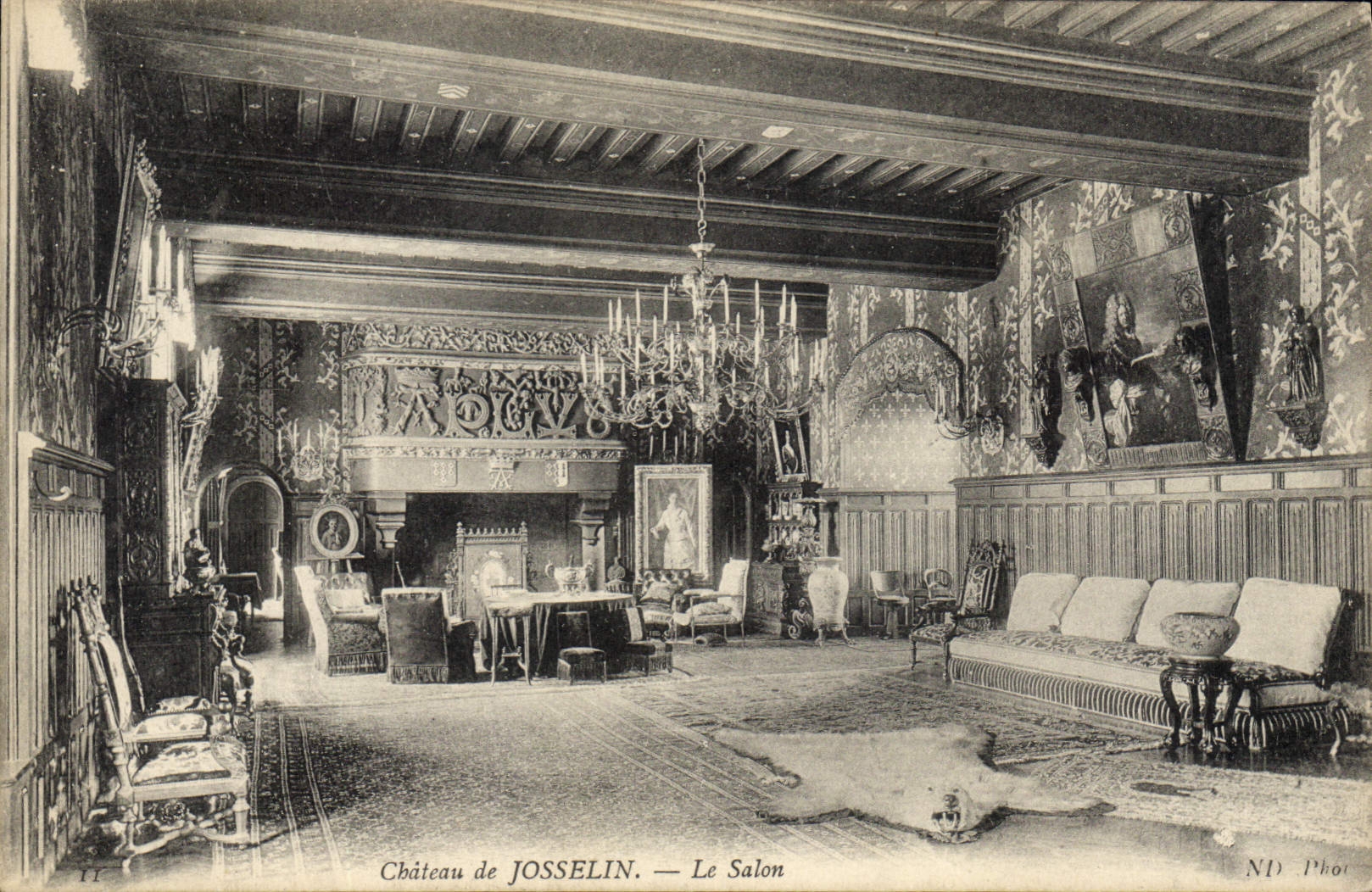 Château de JOSSELIN — Le Salon — ND Phot