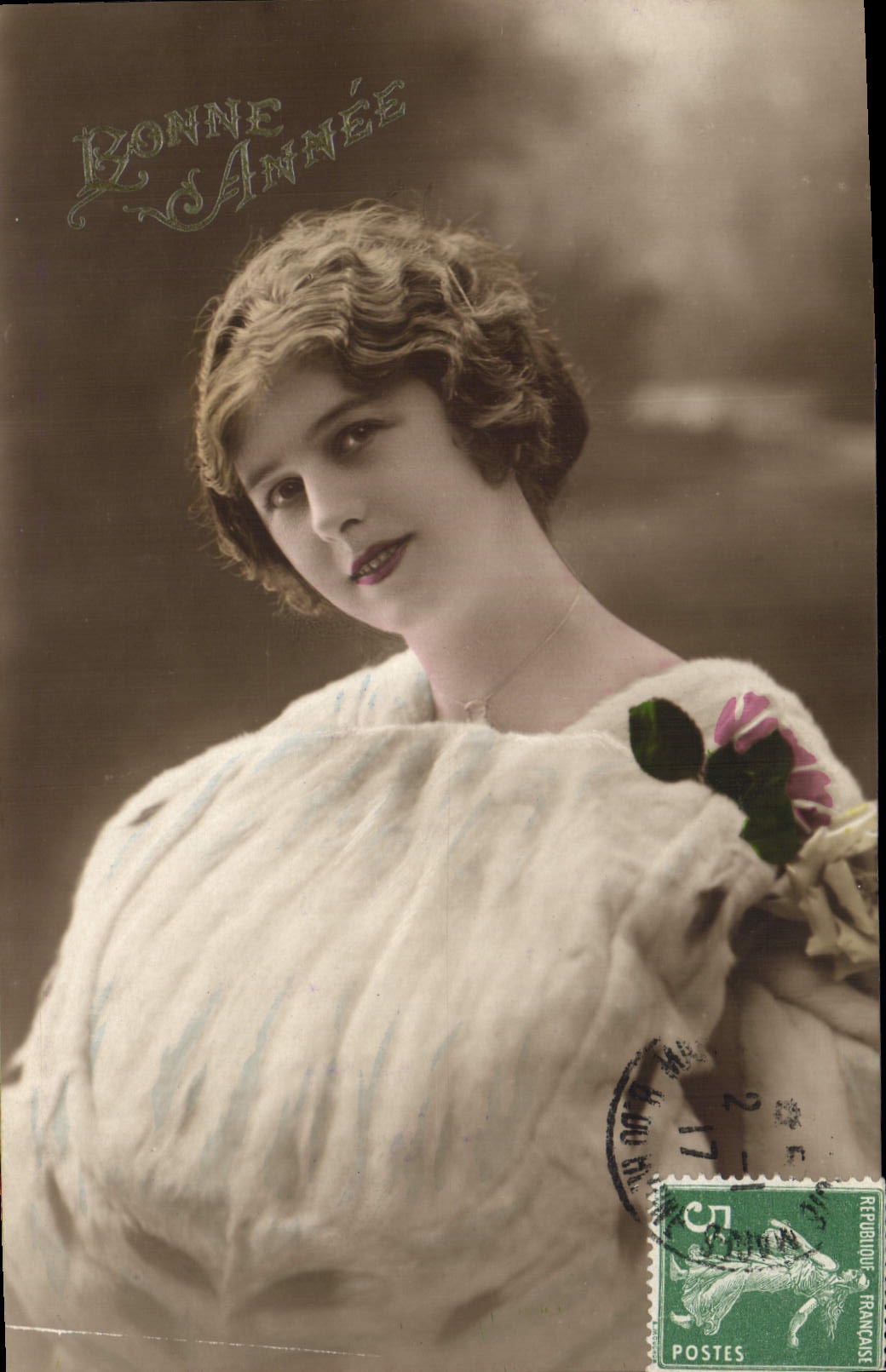 Jeune femme — Bonne Année — Éditeur inconnu, n° de série non visible