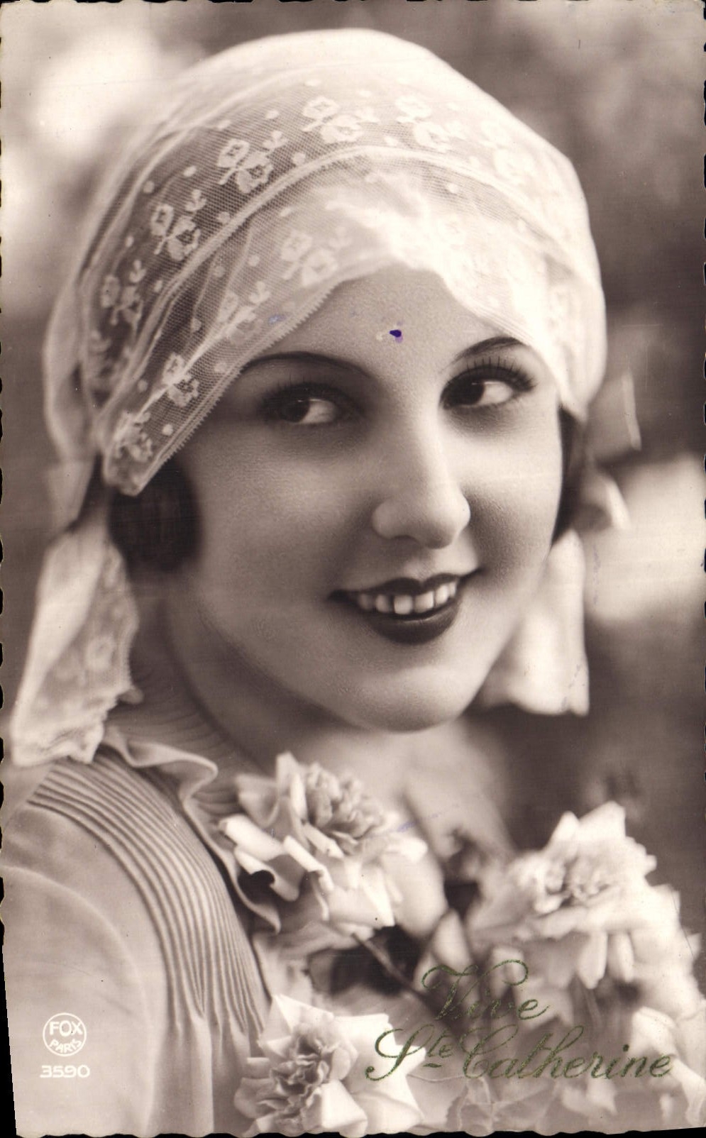 CPA Fantaisie Femme Bonnet Ste Catherine