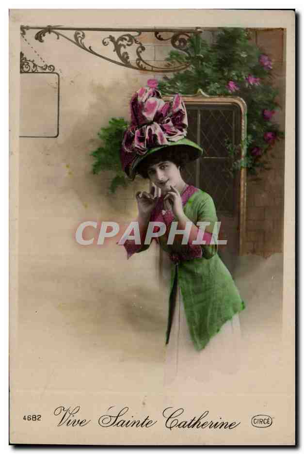 CPA Fantaisie Femme Bonnet Ste Catherine