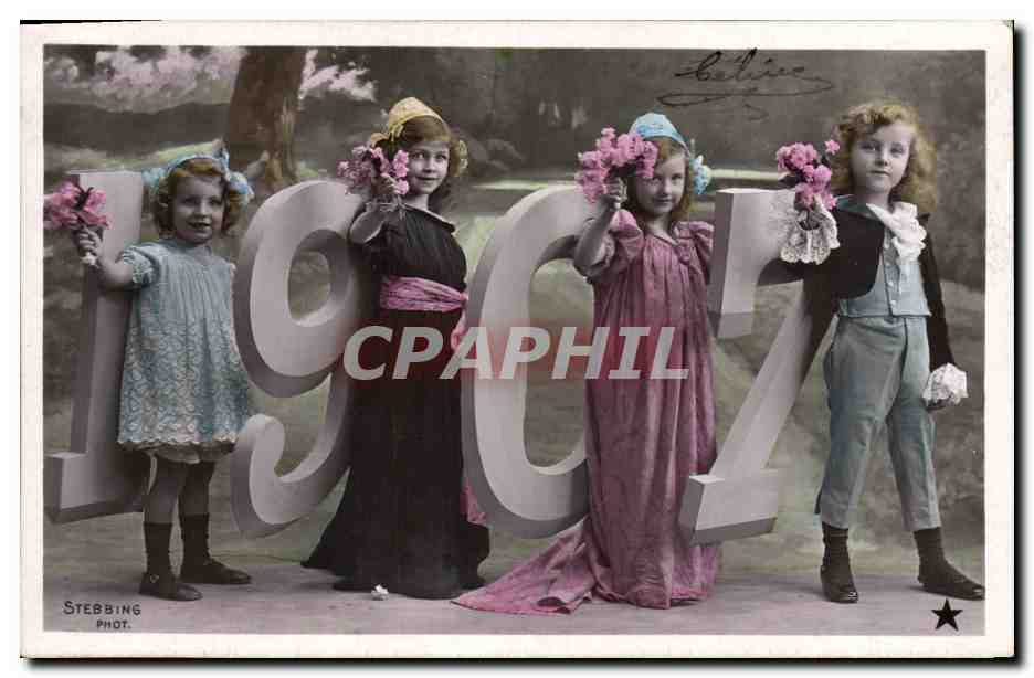 Quatre enfants avec les chiffres 1902 — Stebbing Phot.