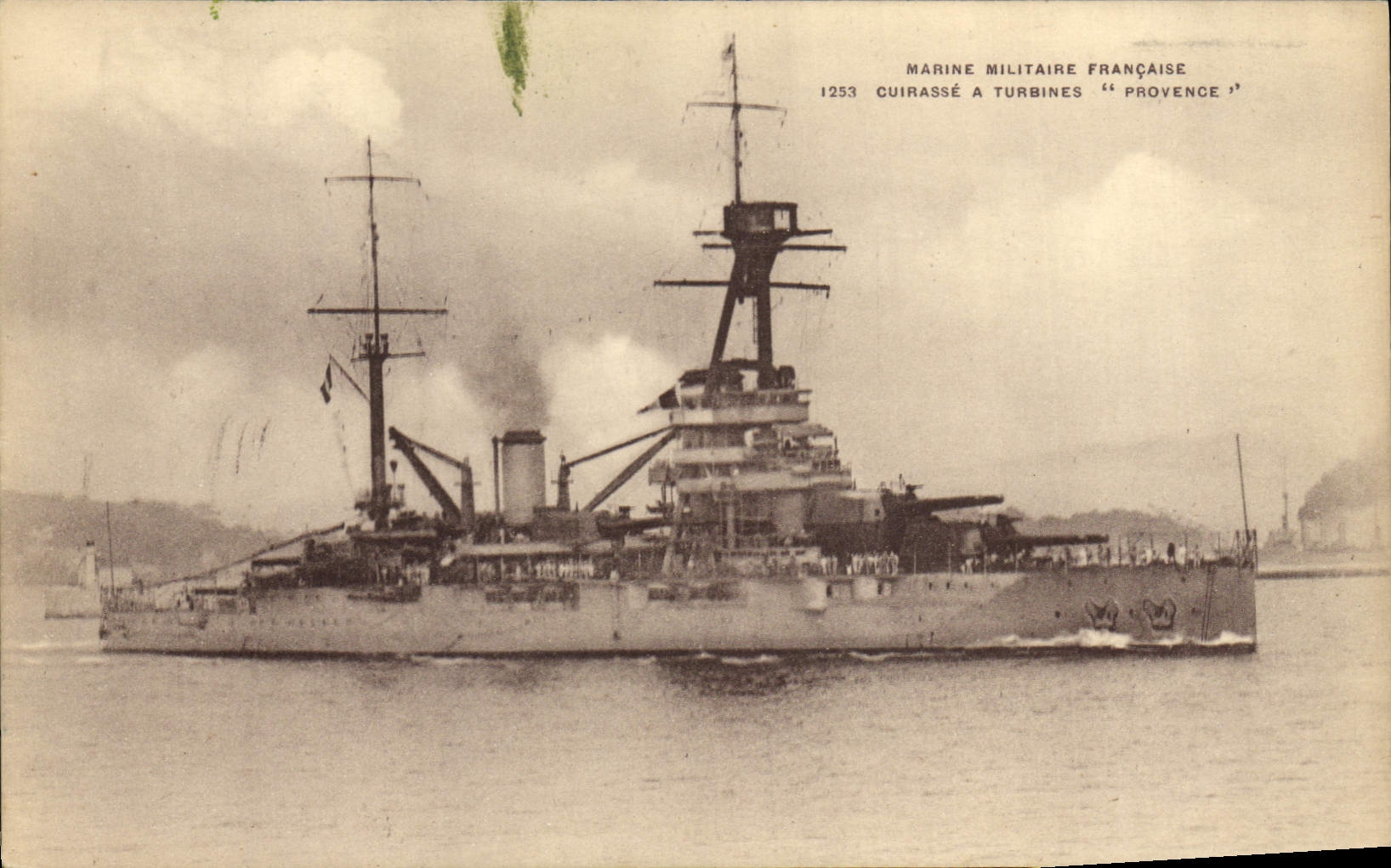 CPA Bateau de Guerre Cuirasse a turbines Provence