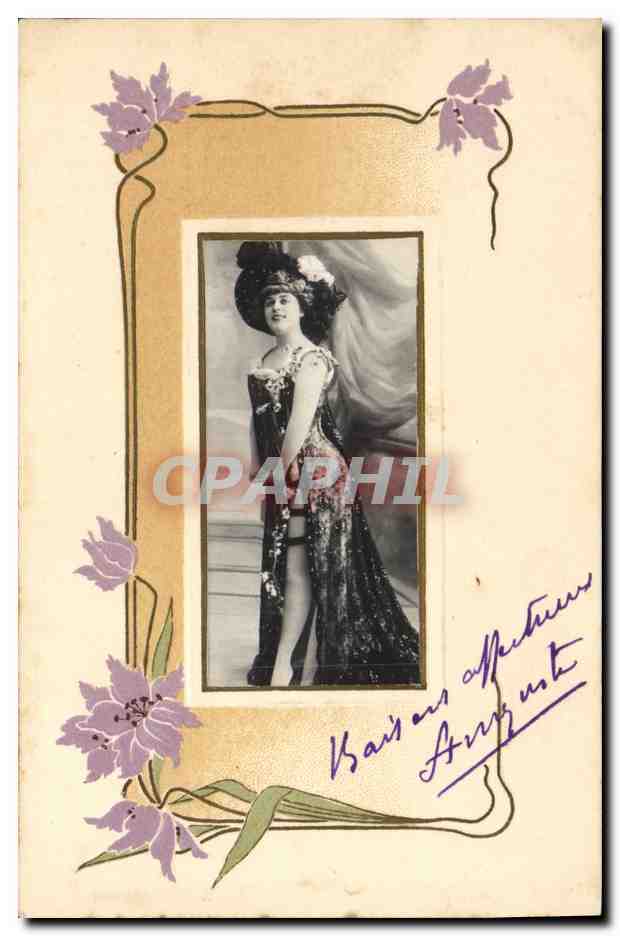 Femme en robe de scène — carte postale décorée de fleurs violettes — éditeur S. 403