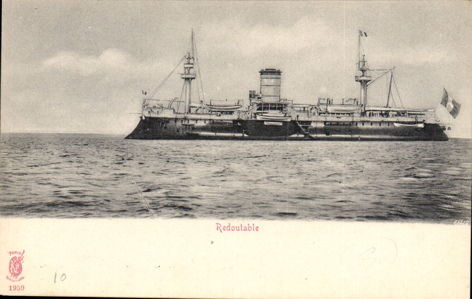 CPA Bateau de Guerre Redoutable 
