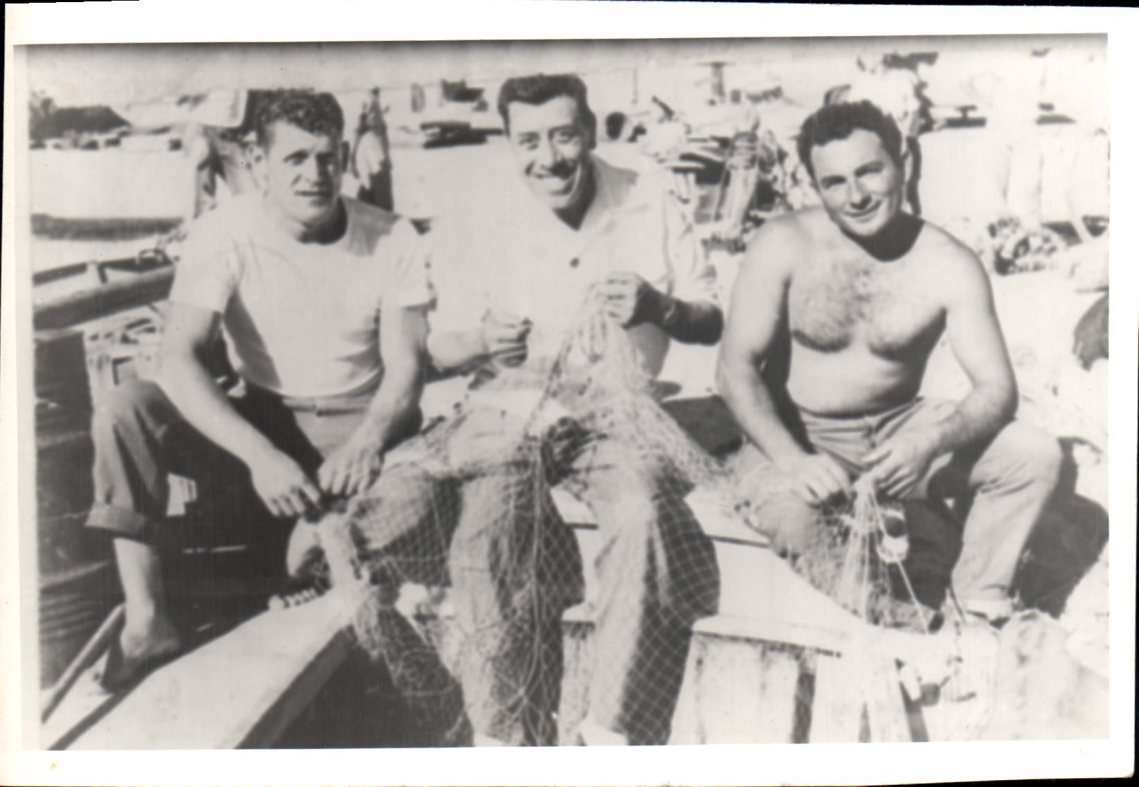 CPM Cinema Fernandel et 2 amis a a la peche A Carry 