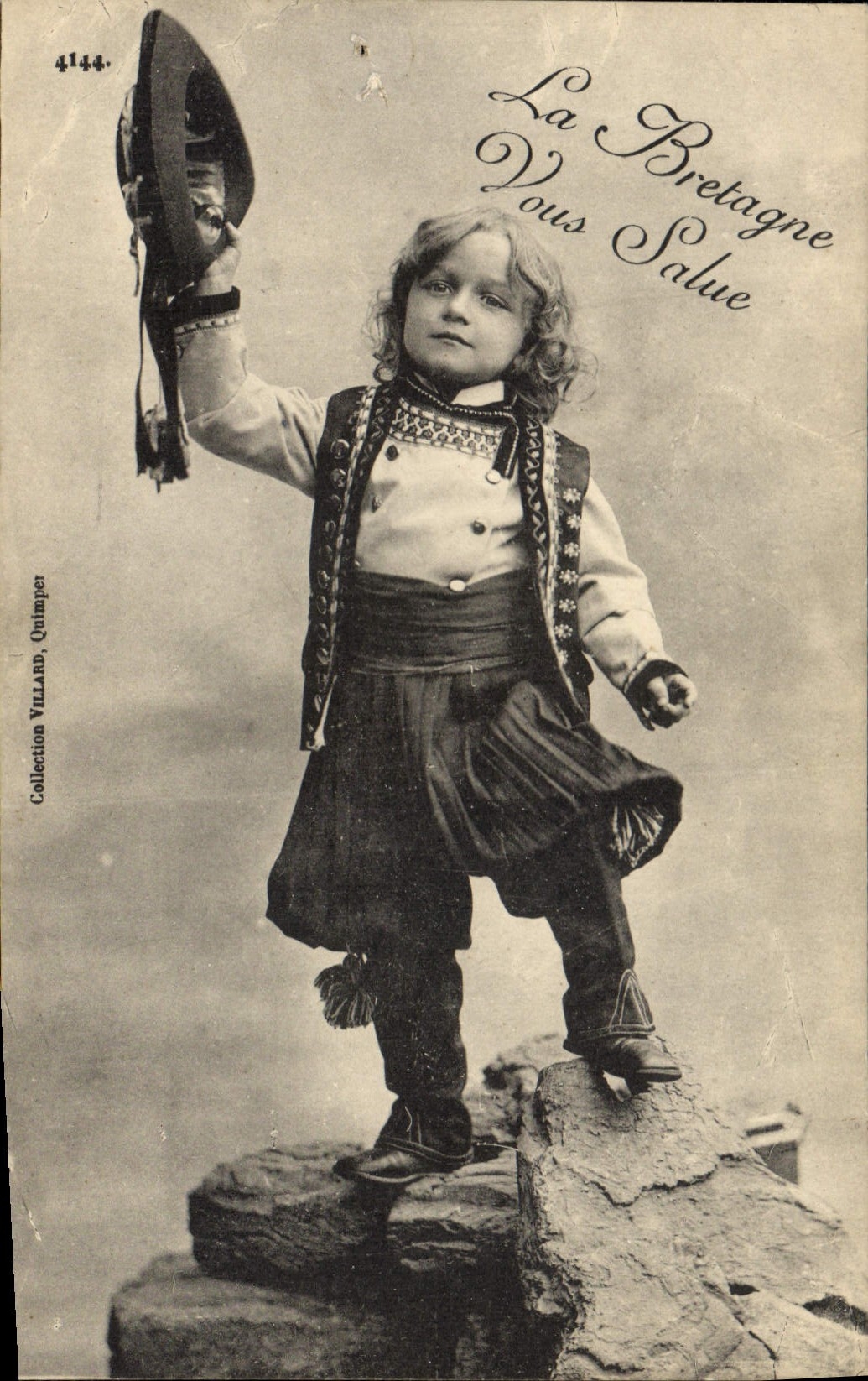 CPA Folklore Enfant Bretagne 