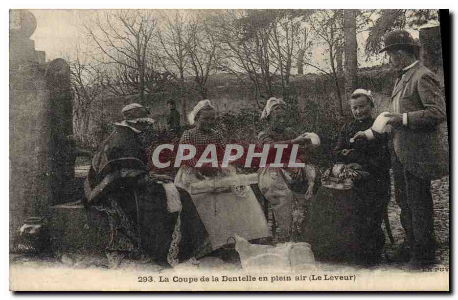 La Coupe de la Dentelle en plein air — (Le Leveur) — Éditions Arti diques Margerit-Brémont - Le Puy (Loire)