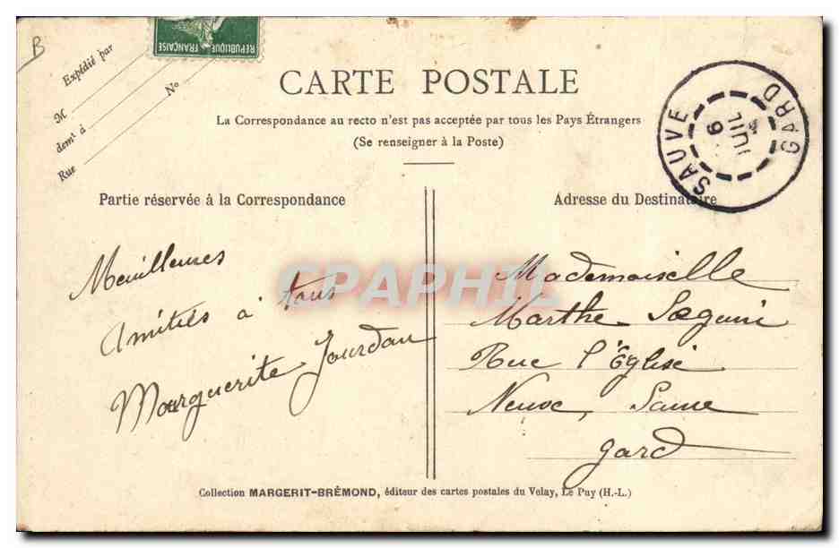 CPA Folklore Dentelle Dentelliere Auvergnate  — Verso