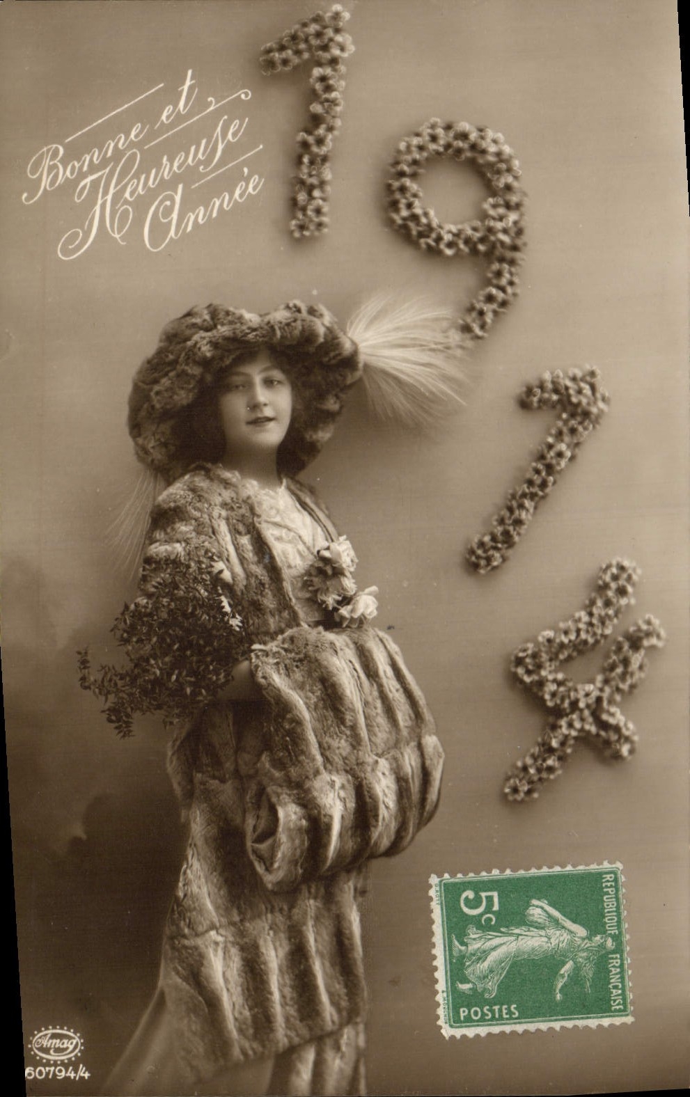 Femme en fourrure — Bonne et Heureuse Année 1914 — Imago, n° 60794/4