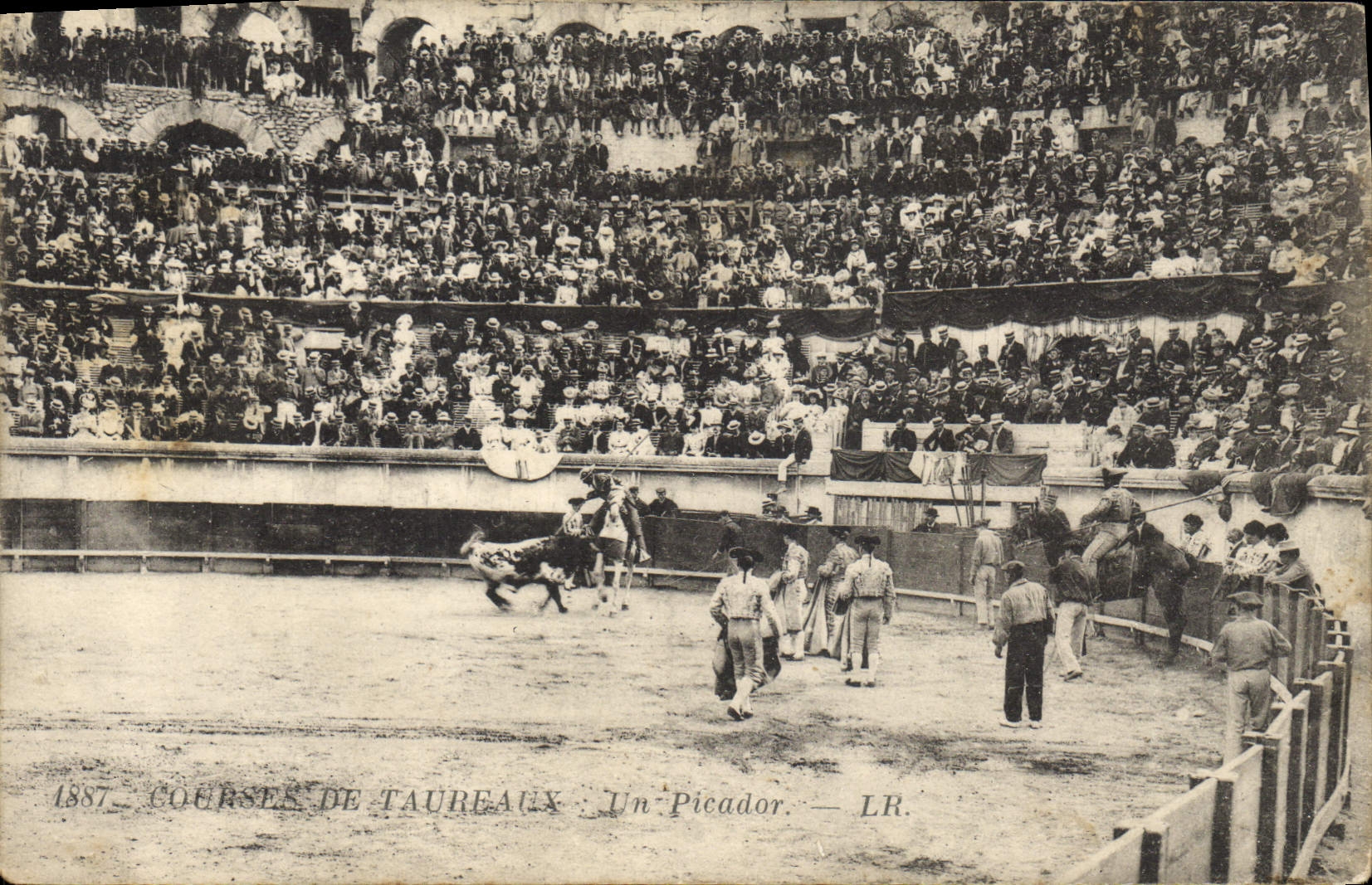 Cours de taureaux — Un Picador — LR.