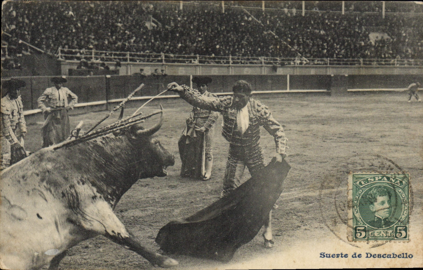 Bataille de taureau — Suerte de Descabello — Édition G. Galarza, San Sebastián - Recto
