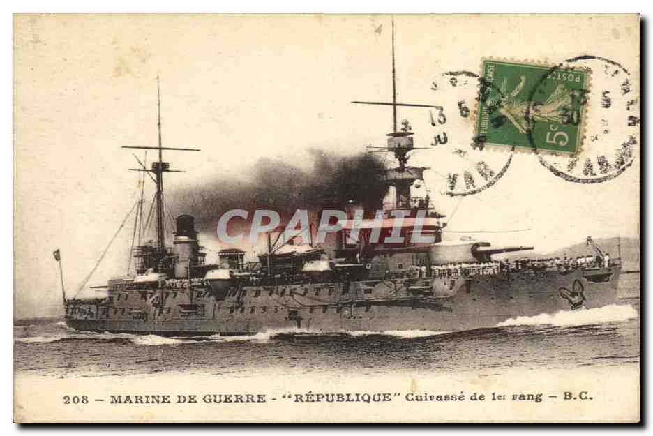 CPA Bateau de Guerre Republique Cuirasse de 1er rang 