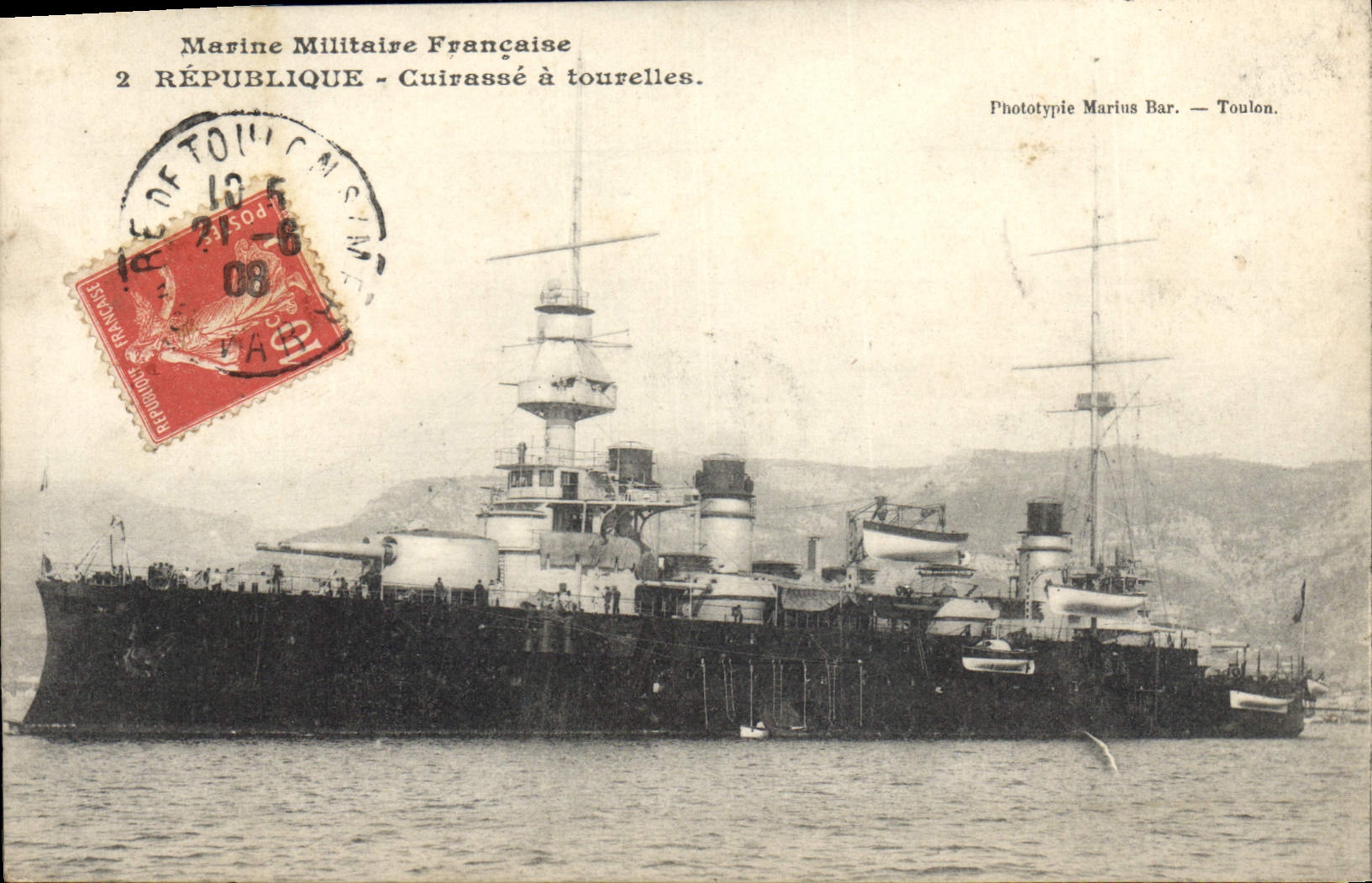 CPA Bateau de Guerre Republique Cuirasse a tourelles 