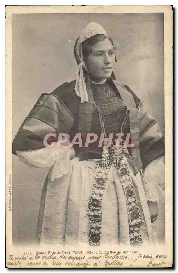 CPA Folklore Jeune fille de Pont L'Abbe 