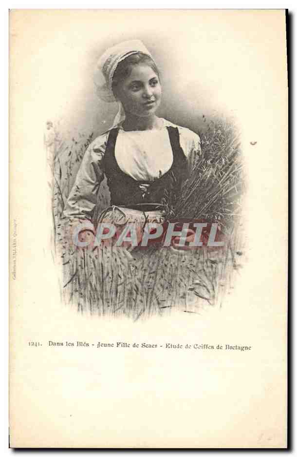 CPA Folklore Dans les bles Jeune fille de Scaer 