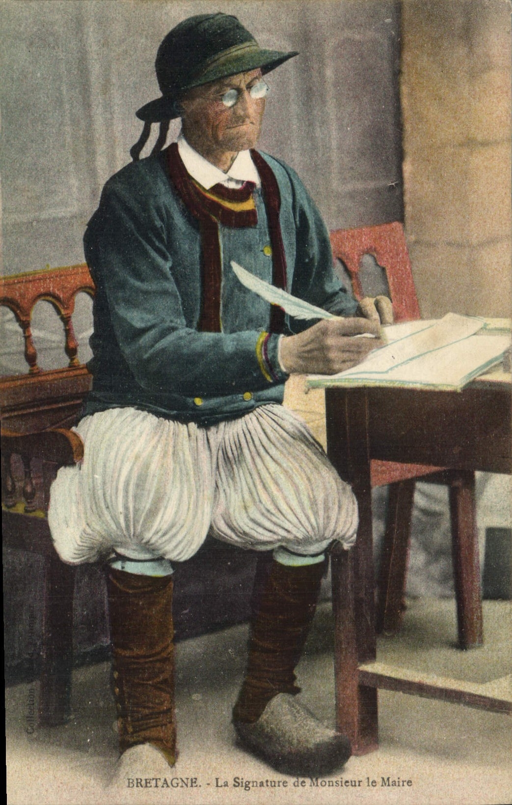 CPA Folklore Bretagne La signature de Monsieur le Maire 