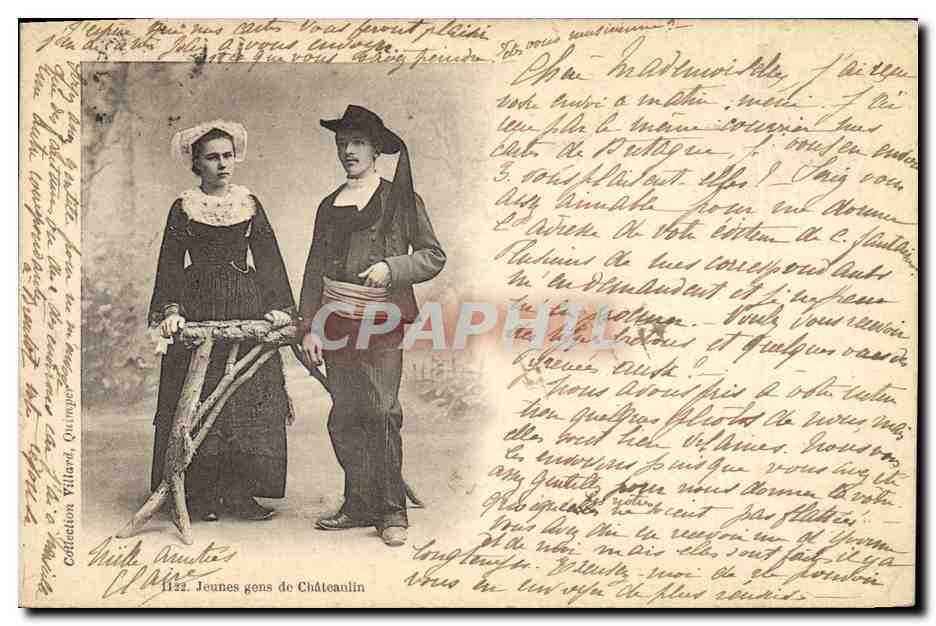 CPA Folklore Jeunes gens de Chateaulin 