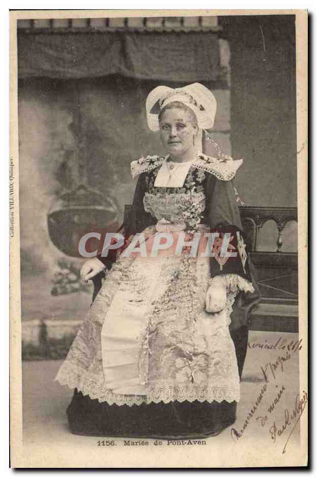 CPA Folklore Mariee de Pont Aven 